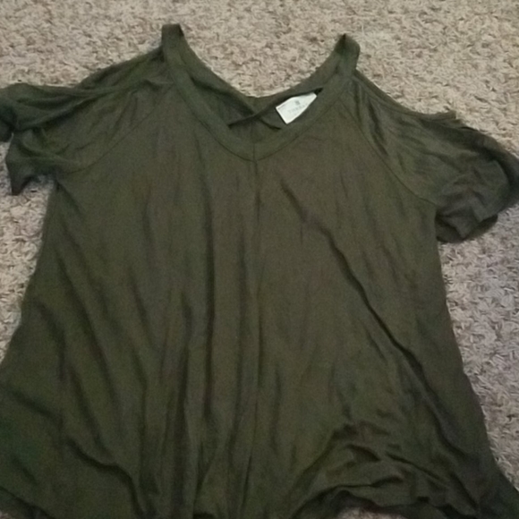 Top - Picture 1 of 1